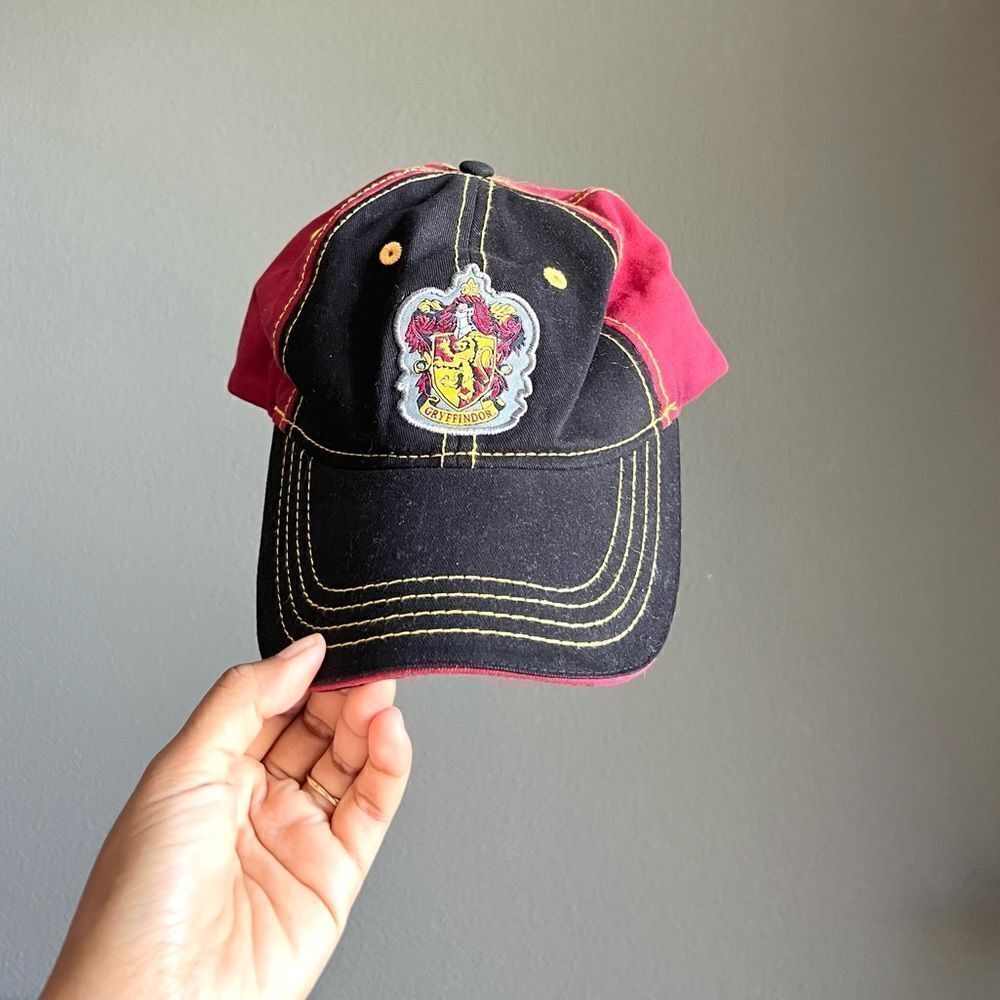 Wizarding World of Harry Potter Gryffindor Snapback Hat